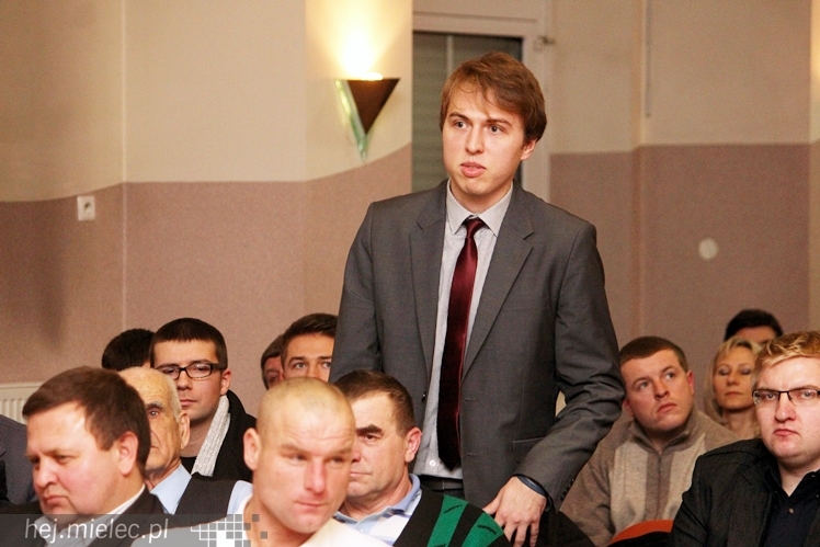Gowin w Mielcu opowiadał o lepszej Polsce. Przyszło około 200 osób