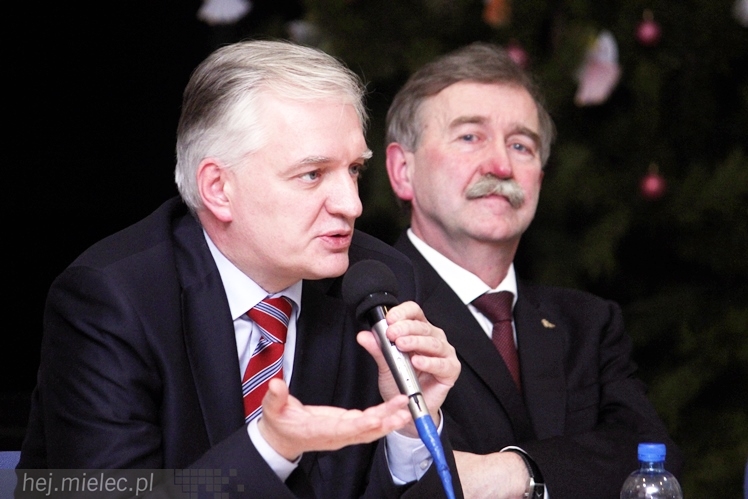 Gowin w Mielcu opowiadał o lepszej Polsce. Przyszło około 200 osób