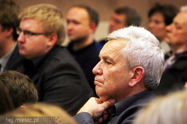 Gowin w Mielcu opowiadał o lepszej Polsce. Przyszło około 200 osób