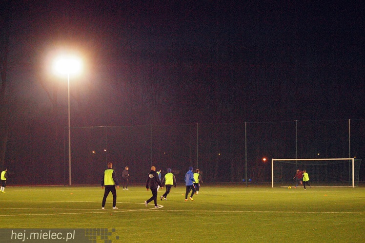 Piłkarze FKS Stali Mielec rozpoczęli przygotowania do rundy wiosennej II ligi
