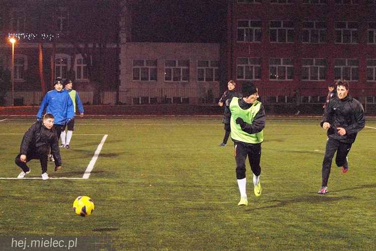 Piłkarze FKS Stali Mielec rozpoczęli przygotowania do rundy wiosennej II ligi