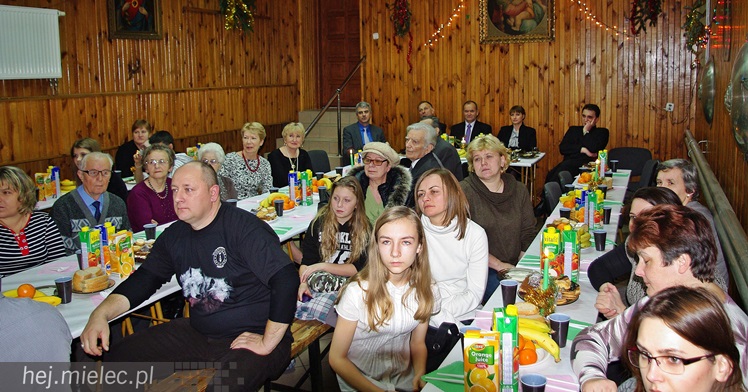 Świąteczne uroczystości dla podopiecznych świetlicy parafii MBNP