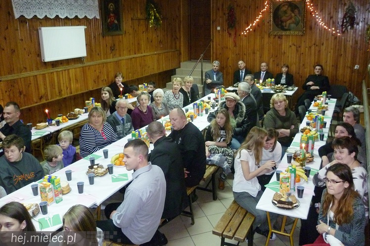 Świąteczne uroczystości dla podopiecznych świetlicy parafii MBNP