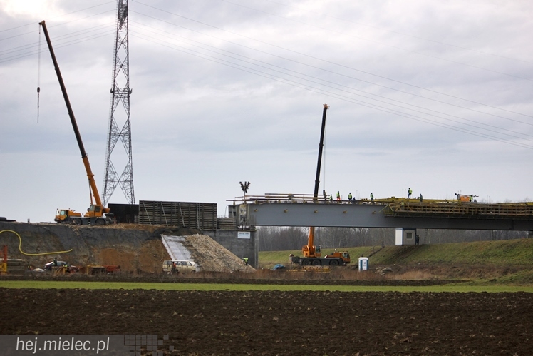 Trwa budowa mostów na Wiśle, Brniu i Wisłoce - stan robót na styczeń 2014