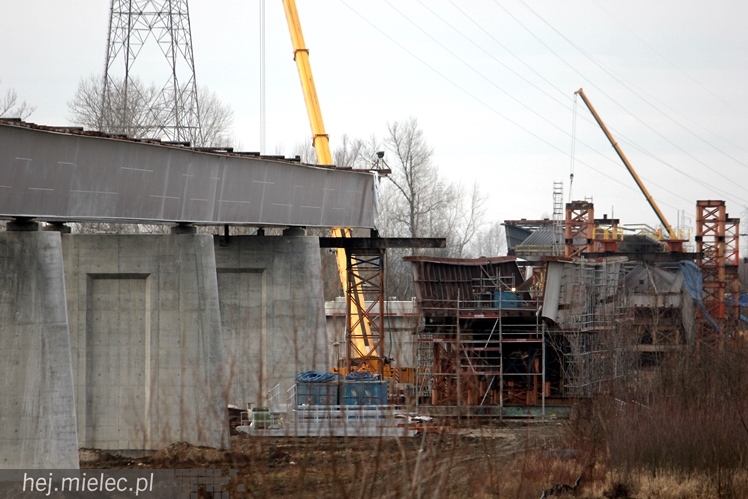 Trwa budowa mostów na Wiśle, Brniu i Wisłoce - stan robót na styczeń 2014