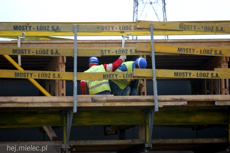Trwa budowa mostów na Wiśle, Brniu i Wisłoce - stan robót na styczeń 2014