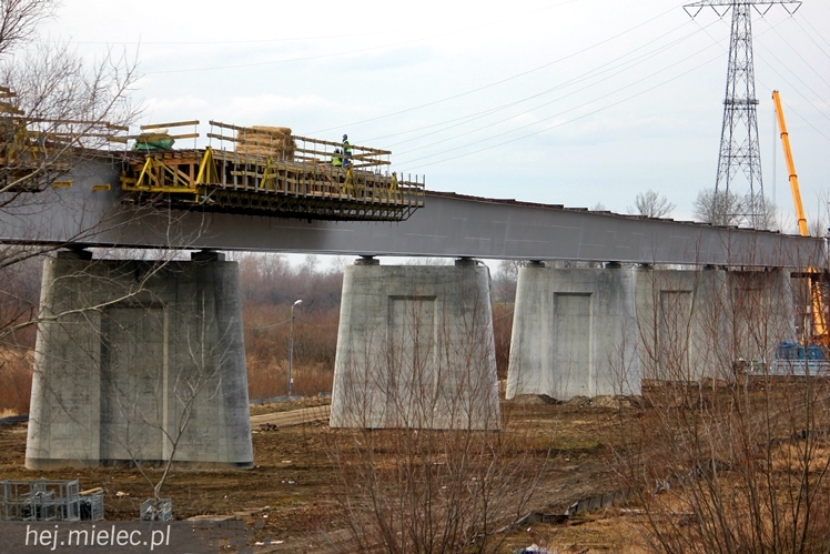 Trwa budowa mostów na Wiśle, Brniu i Wisłoce - stan robót na styczeń 2014