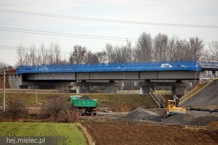 Trwa budowa mostów na Wiśle, Brniu i Wisłoce - stan robót na styczeń 2014