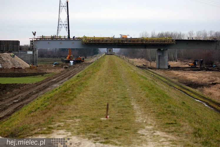 Trwa budowa mostów na Wiśle, Brniu i Wisłoce - stan robót na styczeń 2014