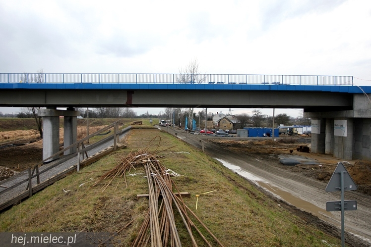 Trwa budowa mostów na Wiśle, Brniu i Wisłoce - stan robót na styczeń 2014