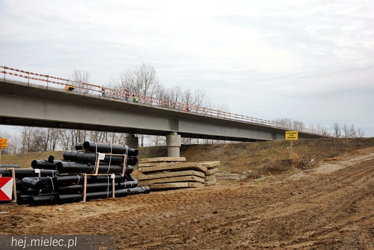 Trwa budowa mostów na Wiśle, Brniu i Wisłoce - stan robót na styczeń 2014