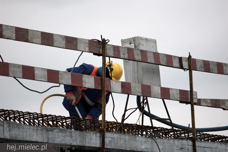 Trwa budowa mostów na Wiśle, Brniu i Wisłoce - stan robót na styczeń 2014