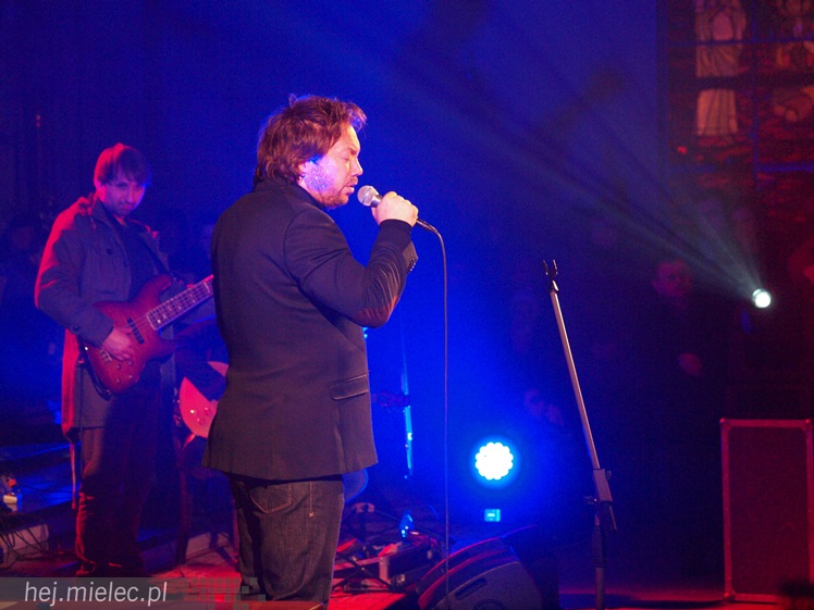 Mieczysław Szcześniak czarował głosem podczas koncertu kolęd w kościele MBNP