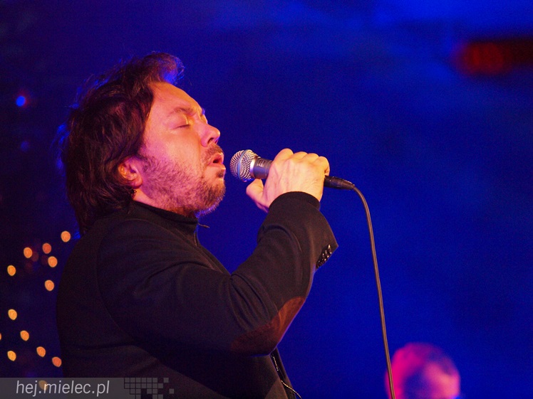 Mieczysław Szcześniak czarował głosem podczas koncertu kolęd w kościele MBNP