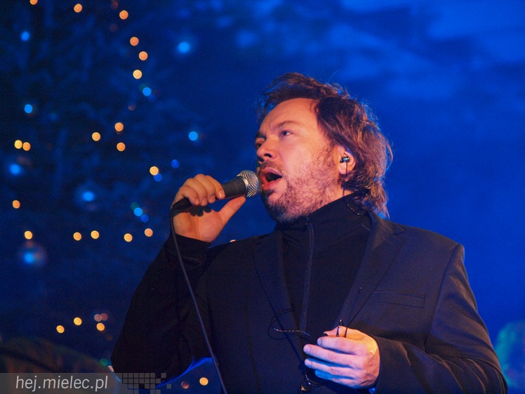 Mieczysław Szcześniak czarował głosem podczas koncertu kolęd w kościele MBNP