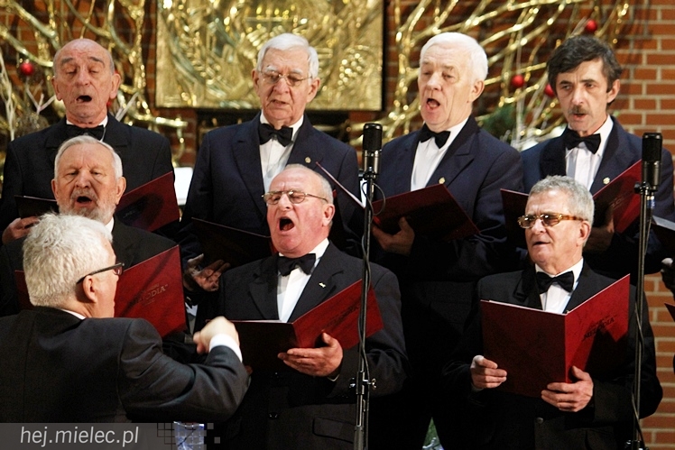 Mieleckie Kolędowanie w kościele MBNP w 2014 roku. W sumie 15 prezentacji