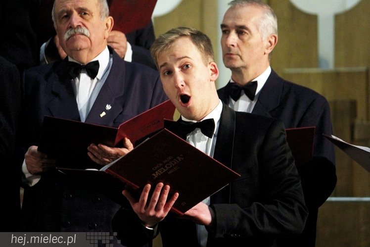 Mieleckie Kolędowanie w kościele MBNP w 2014 roku. W sumie 15 prezentacji