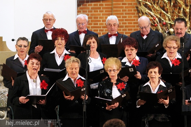 Mieleckie Kolędowanie w kościele MBNP w 2014 roku. W sumie 15 prezentacji