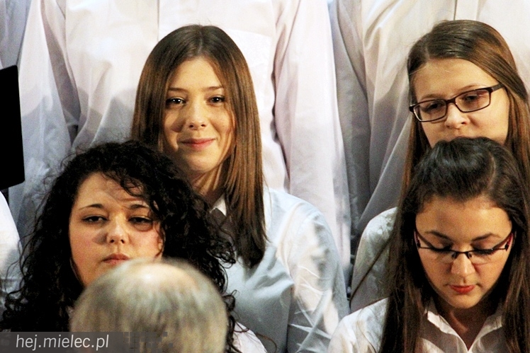 Mieleckie Kolędowanie w kościele MBNP w 2014 roku. W sumie 15 prezentacji