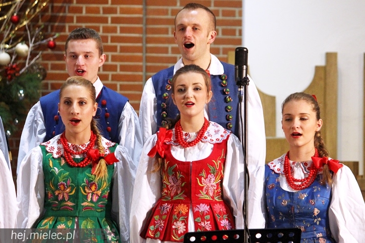 Mieleckie Kolędowanie w kościele MBNP w 2014 roku. W sumie 15 prezentacji