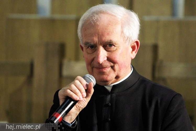 Mieleckie Kolędowanie w kościele MBNP w 2014 roku. W sumie 15 prezentacji