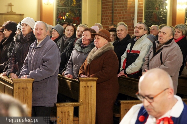 Mieleckie Kolędowanie w kościele MBNP w 2014 roku. W sumie 15 prezentacji