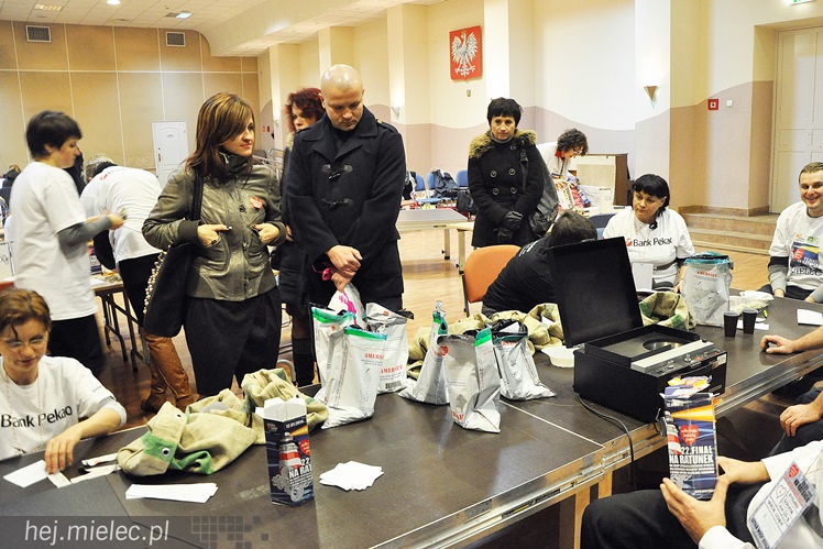 22. Finał WOŚP: kwesta na ulicach miasta i liczenie zebranych pieniędzy