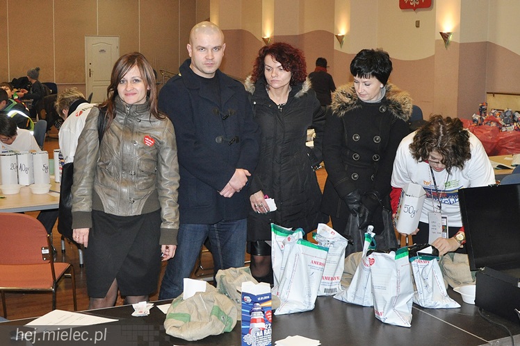 22. Finał WOŚP: kwesta na ulicach miasta i liczenie zebranych pieniędzy