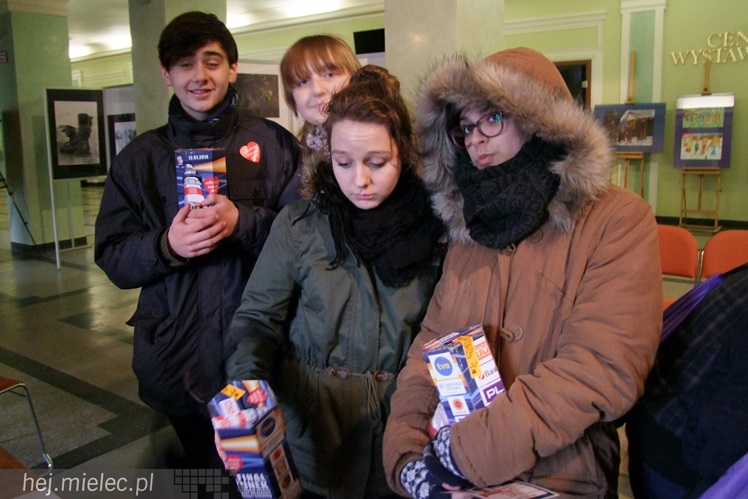 22. Finał WOŚP: kwesta na ulicach miasta i liczenie zebranych pieniędzy