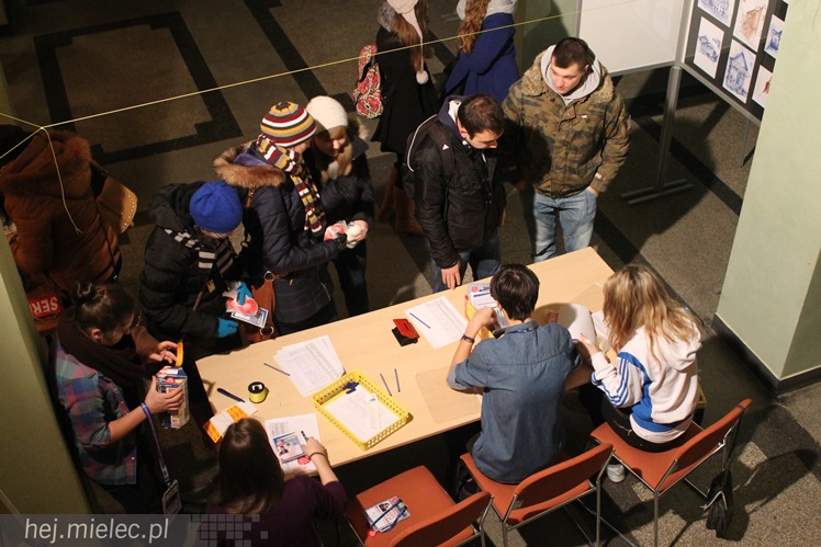 22. Finał WOŚP: kwesta na ulicach miasta i liczenie zebranych pieniędzy