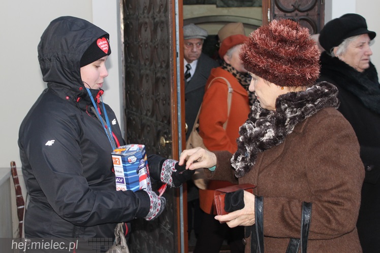 22. Finał WOŚP: kwesta na ulicach miasta i liczenie zebranych pieniędzy