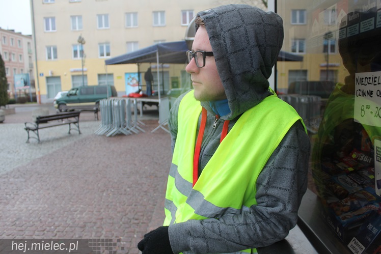 22. Finał WOŚP: kwesta na ulicach miasta i liczenie zebranych pieniędzy