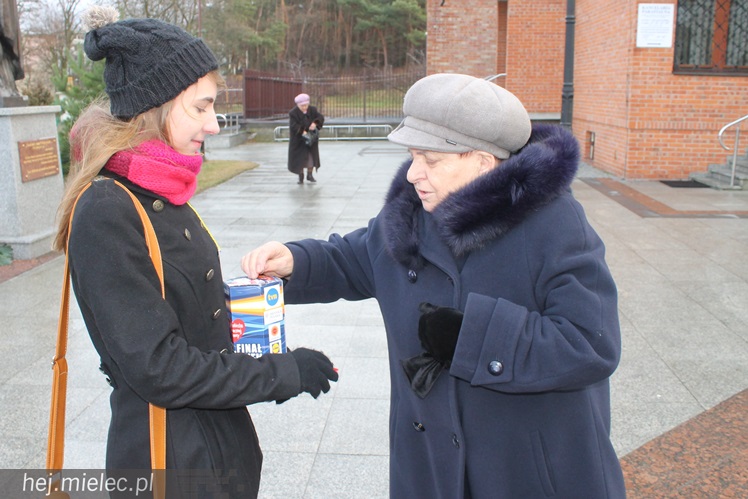 22. Finał WOŚP: kwesta na ulicach miasta i liczenie zebranych pieniędzy