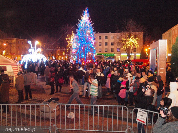 22. Finał WOŚP: mielecki koncert finałowy na Placu Armii Krajowej