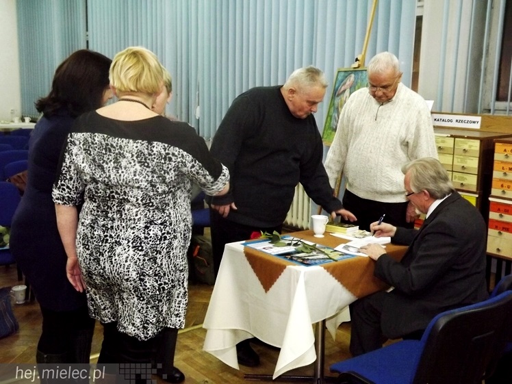 Spotkanie autorskie z Adamem Decowskim