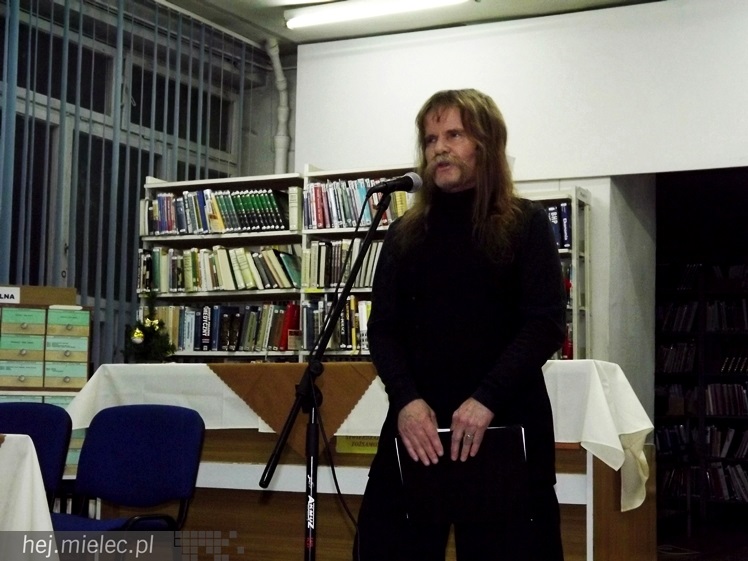 Spotkanie autorskie z Adamem Decowskim