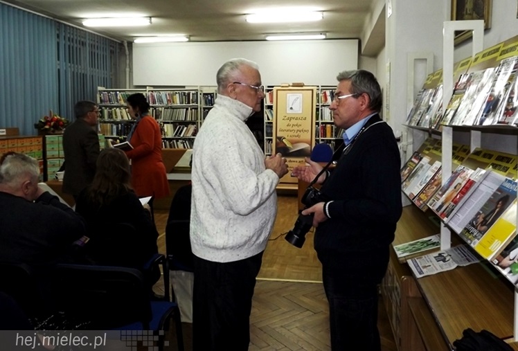 Spotkanie autorskie z Adamem Decowskim