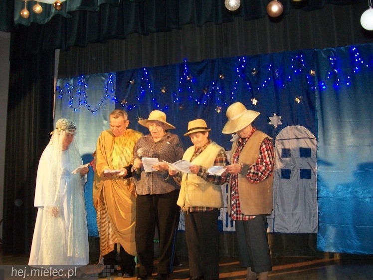 Tradycyjne spotkanie opłatkowe w Klubie seniora ?Złota Jesień?