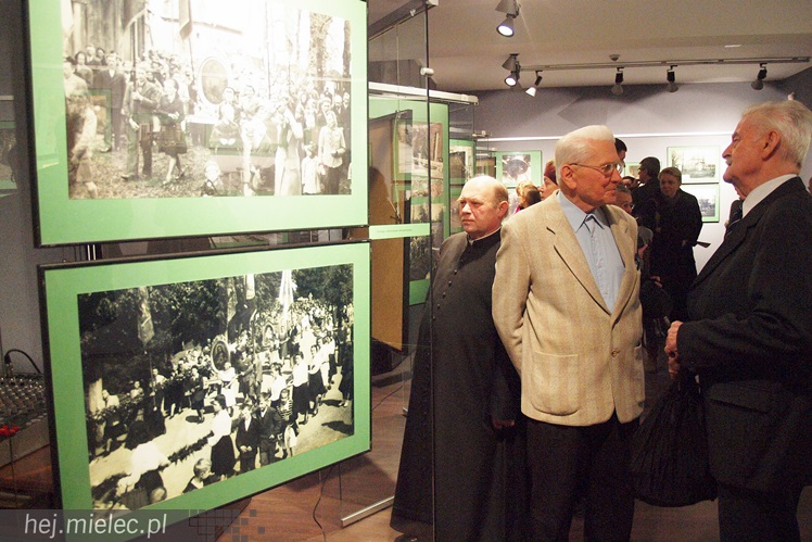 Pierwsza wystawa pokazująca stare fotografie jednego osiedla. Ale to osiedle bardzo niezwykłe