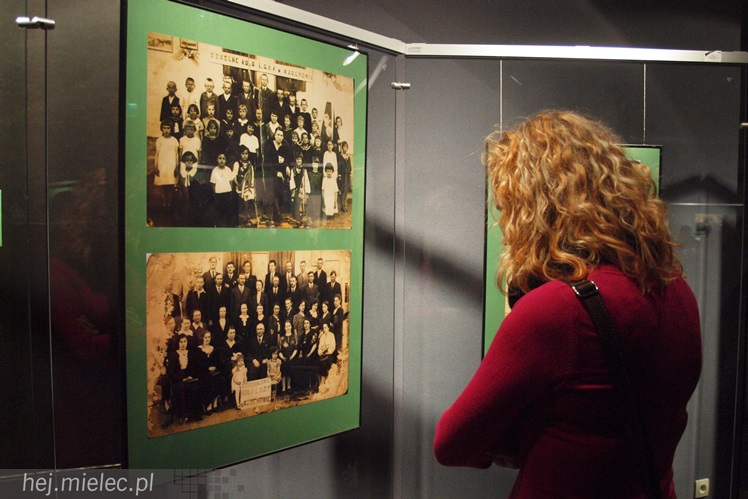 Pierwsza wystawa pokazująca stare fotografie jednego osiedla. Ale to osiedle bardzo niezwykłe