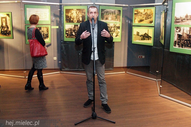 Pierwsza wystawa pokazująca stare fotografie jednego osiedla. Ale to osiedle bardzo niezwykłe