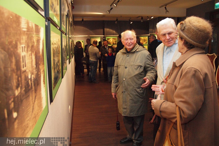 Pierwsza wystawa pokazująca stare fotografie jednego osiedla. Ale to osiedle bardzo niezwykłe