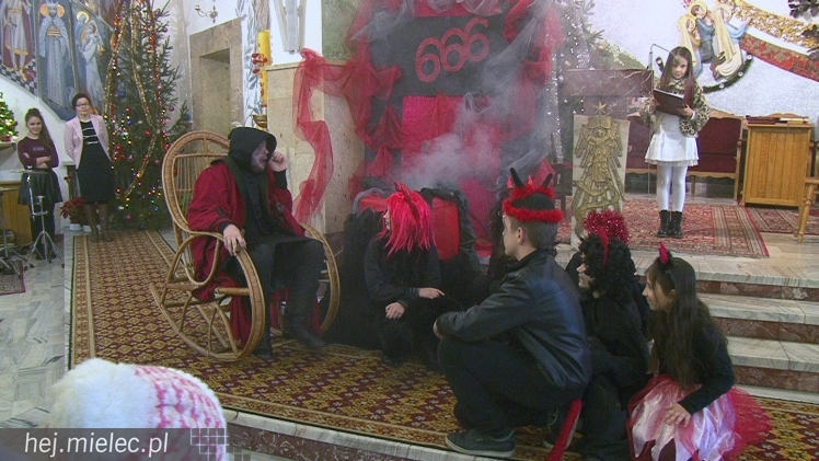 Misterium Bożonarodzeniowe w parafii św. Wojciecha w Trześni