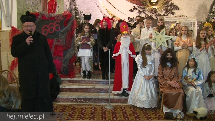 Misterium Bożonarodzeniowe w parafii św. Wojciecha w Trześni