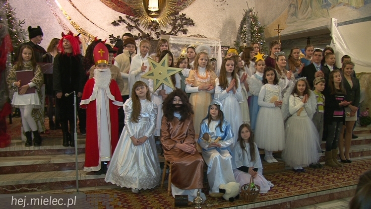 Misterium Bożonarodzeniowe w parafii św. Wojciecha w Trześni