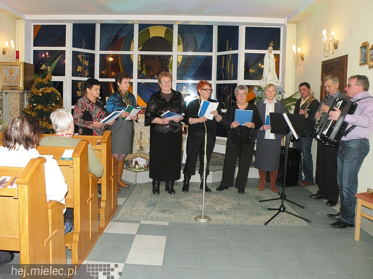 Zespół Tuszymka przyjechał z koncertem kolęd do Domu Pomocy Społecznej