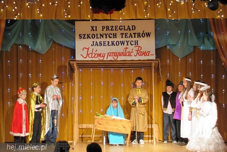 Szkolne Teatry Jasełkowe prezentowały się w Chorzelowie