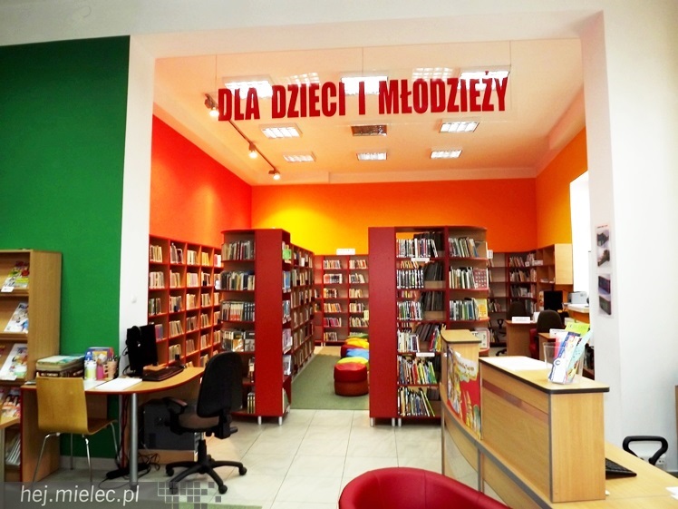 Biblioteka w Łojczykówce działa już prawie rok