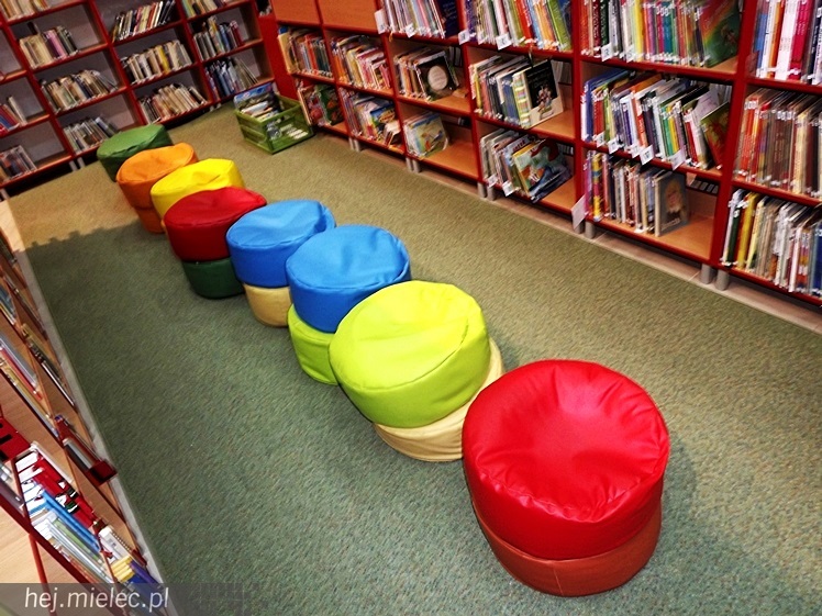 Biblioteka w Łojczykówce działa już prawie rok