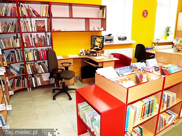 Biblioteka w Łojczykówce działa już prawie rok